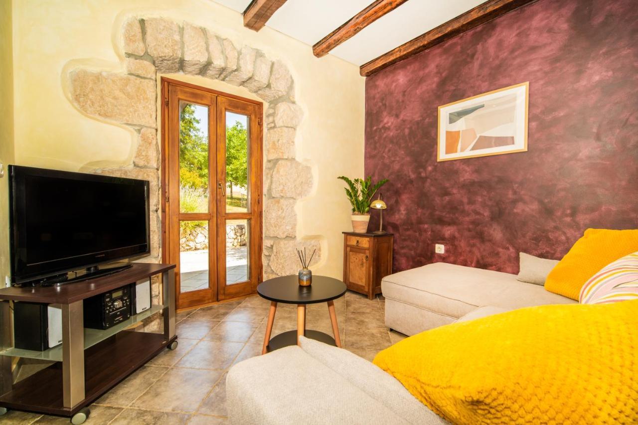 House Luce Villa Krapan Екстериор снимка