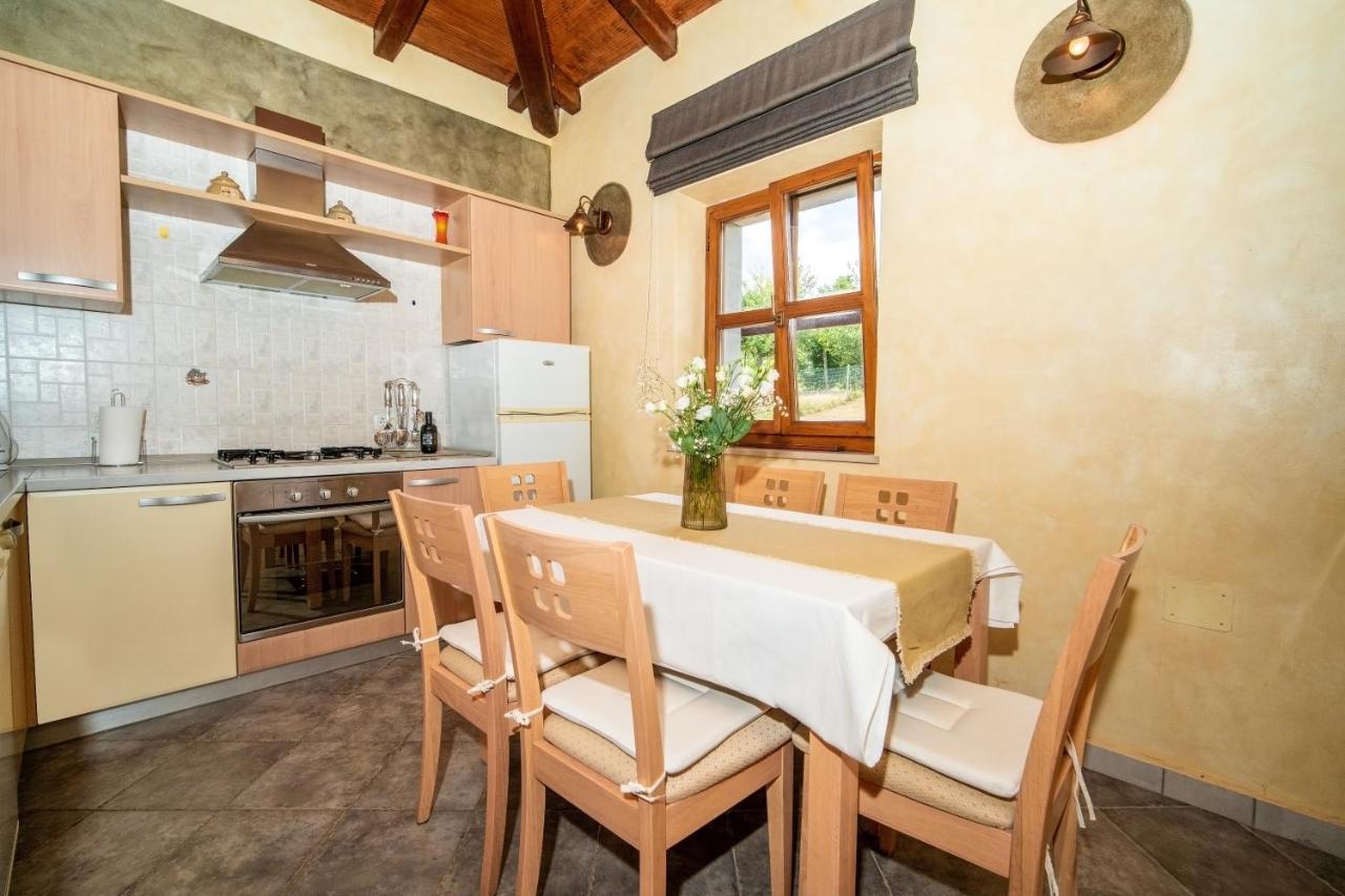 House Luce Villa Krapan Екстериор снимка