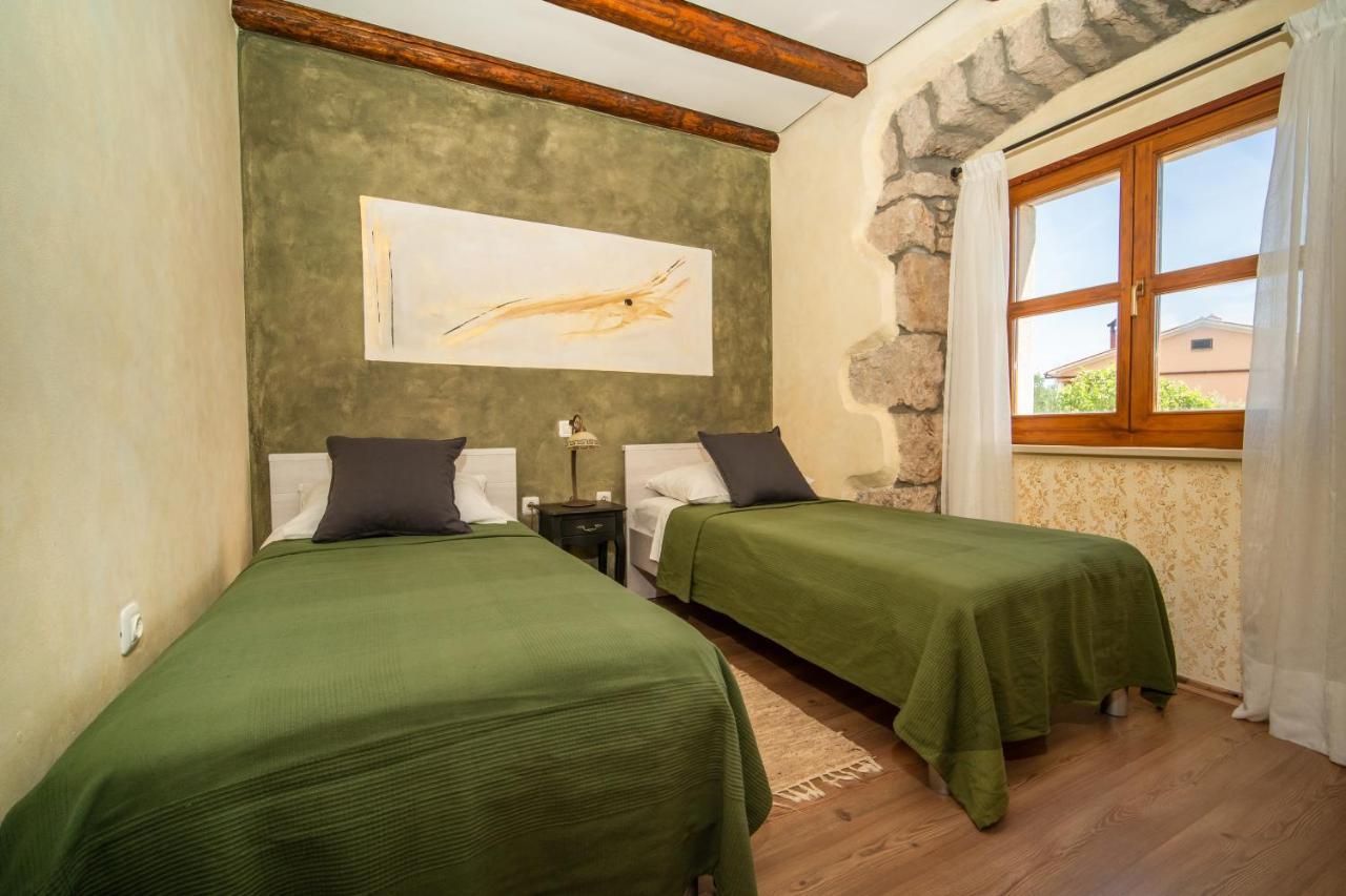 House Luce Villa Krapan Екстериор снимка